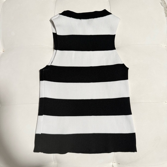 Happily Grey Ribbed black and white tank size Small - Picture 3 of 7